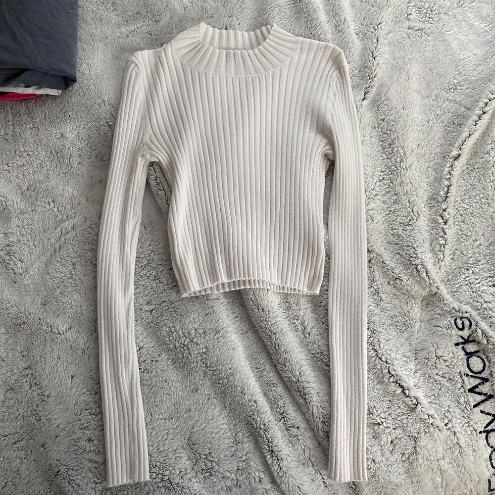 Kendall-kylie Women's Cream and White Jumper